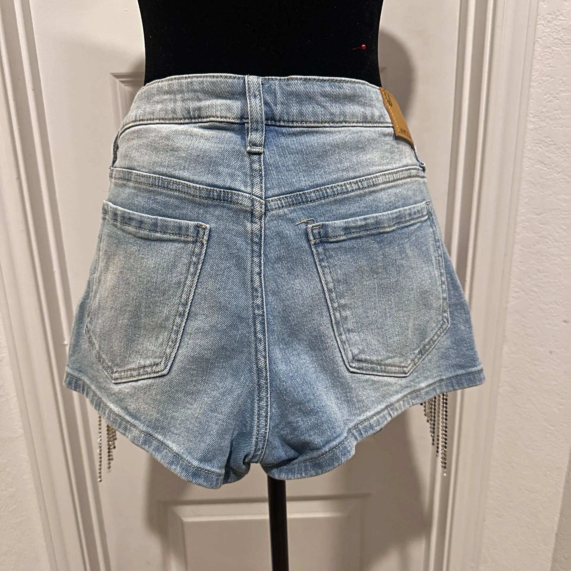 Austin Landing Light Wash Rhinestone Fringe Jean Shorts low rise size 11/30 - Image 2