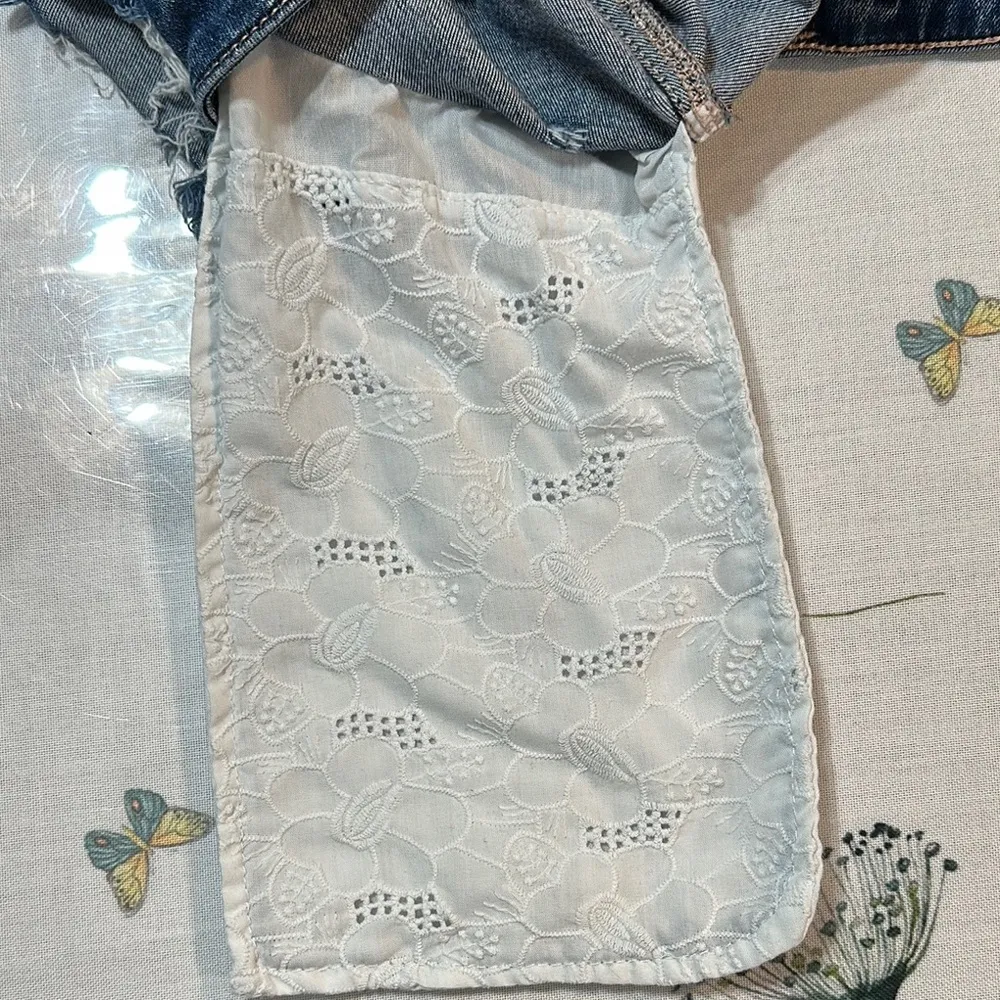 American Eagle hi-rise shortie Blue Jean Shorts High-Waisted Frayed size 16 - Image 9