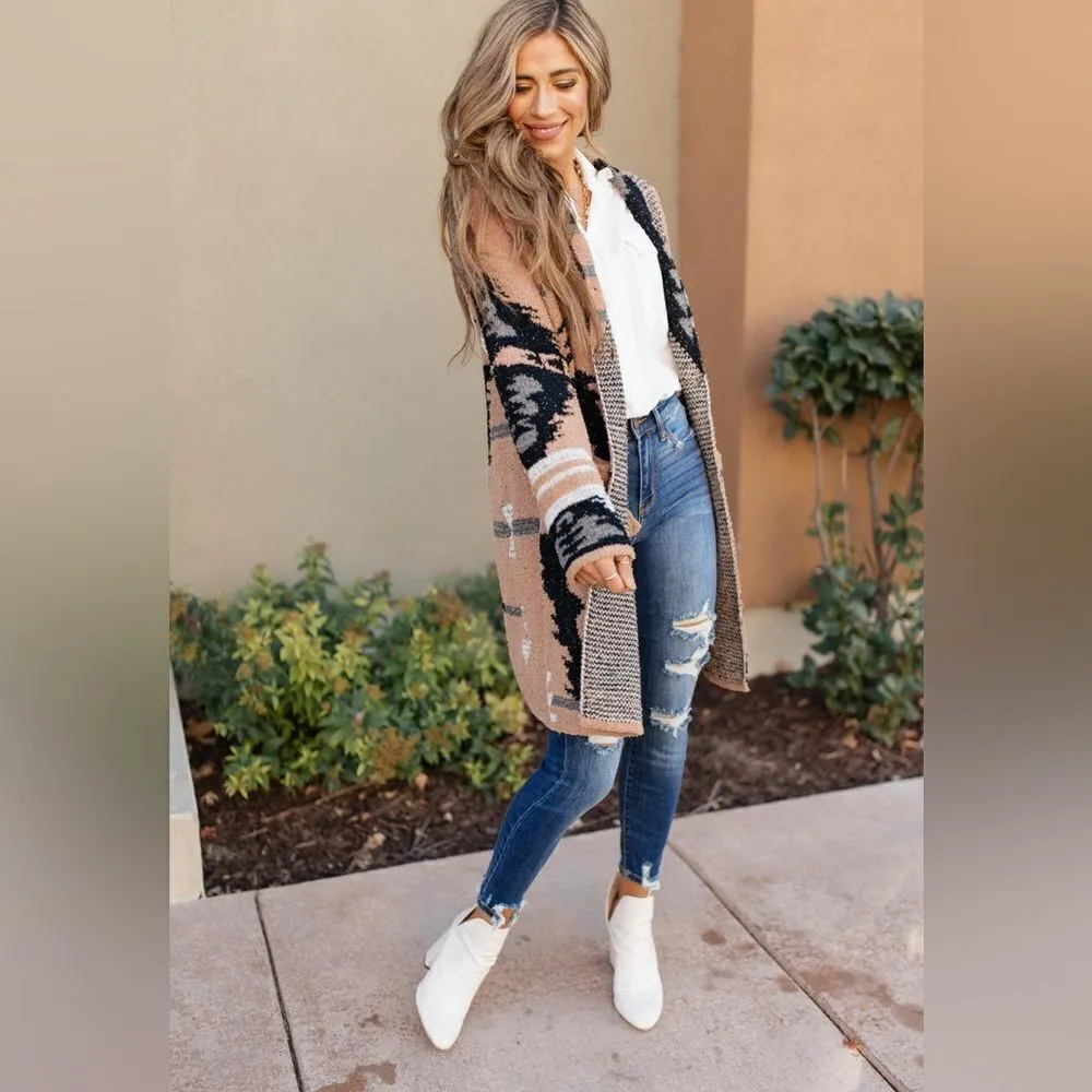 Davi & Dani Aztec Jacquard Desert Sand Cardigan C20 - Image 3