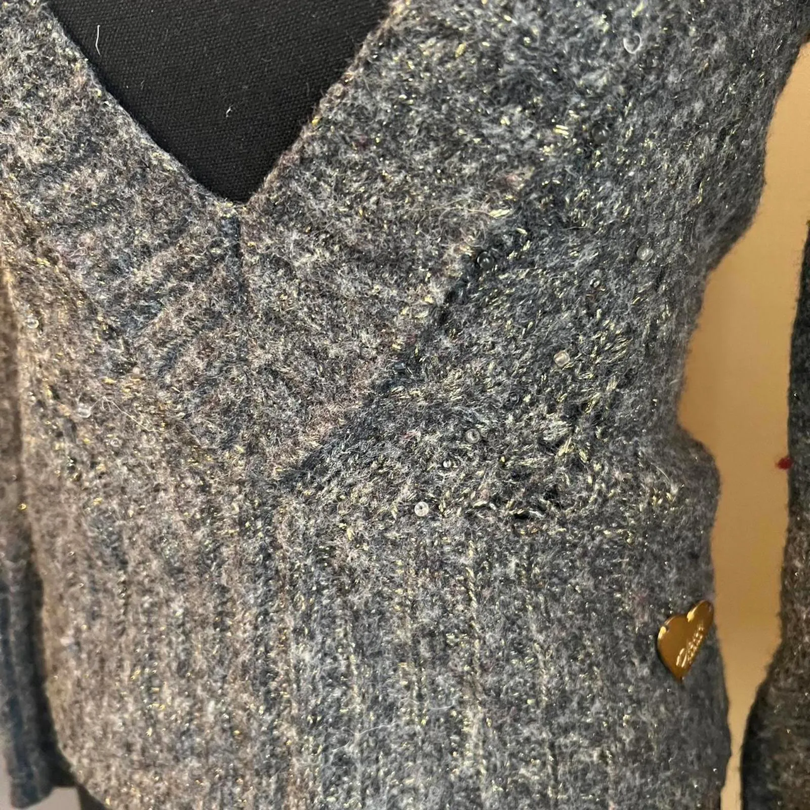 Dkny vintage Y2K sweater - Image 3