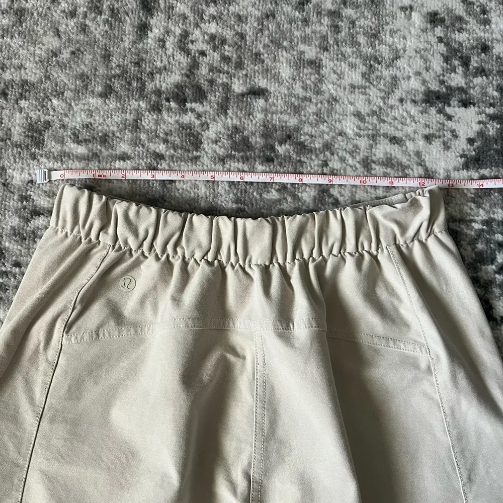 Lululemon Light Utilitech Cargo Pocket High-Rise Pant - Image 5