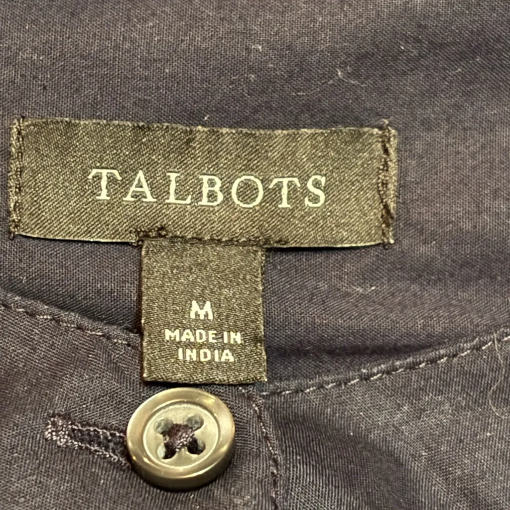 Talbots EMBELLISHED POPLIN TOP with Cuffed sleeves. Size M - Image 6