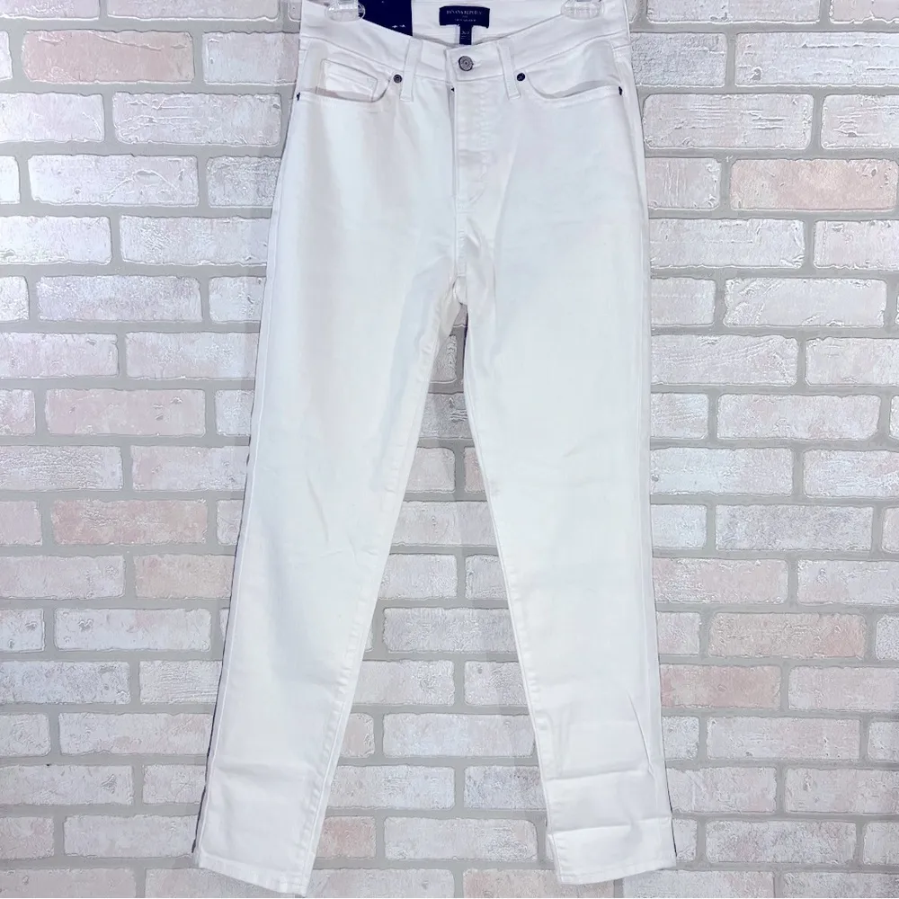Banana Republic Factory NWT White Curvy Girlfriend Jeans Size 26T - Image 4
