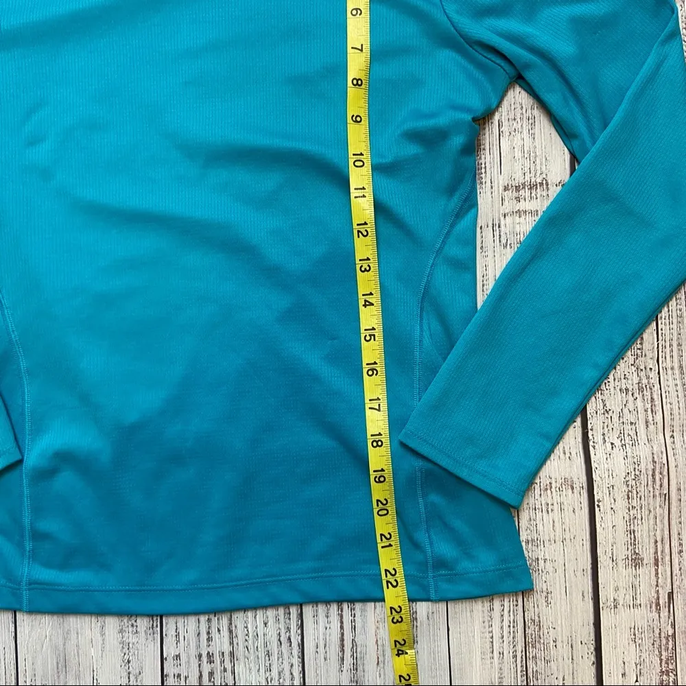 Asics Women’s Long Sleeve Athletic Top.  Size Small. - Image 7