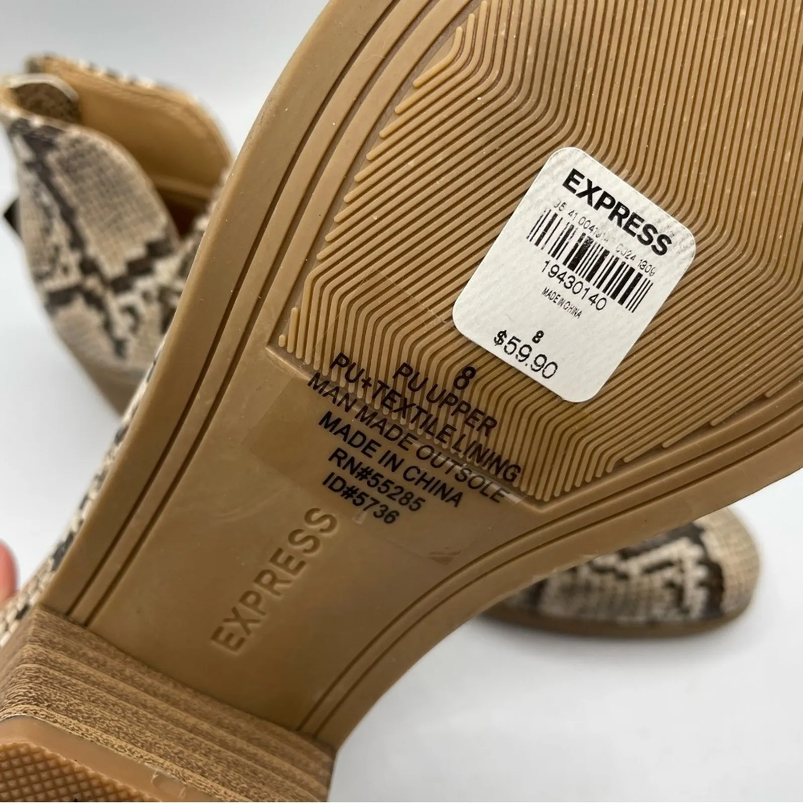 Express Beige Snake Embossed Ankle Boots Booties Womens 8 Fall Stacked Heel - Image 3