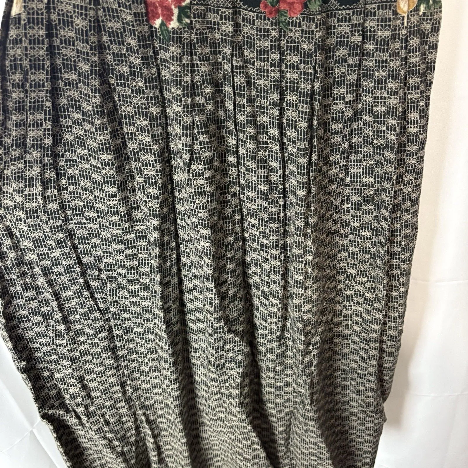 Vintage 80s/90s Floral Midi Dress Button Front Cottagecore Tie Back Babydoll Lrg Black Size L - Image 3