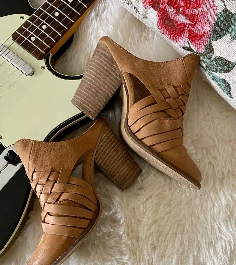 🌸Anthropologie🌸 Seychelles Tan Leather Braided Mules - Image 3