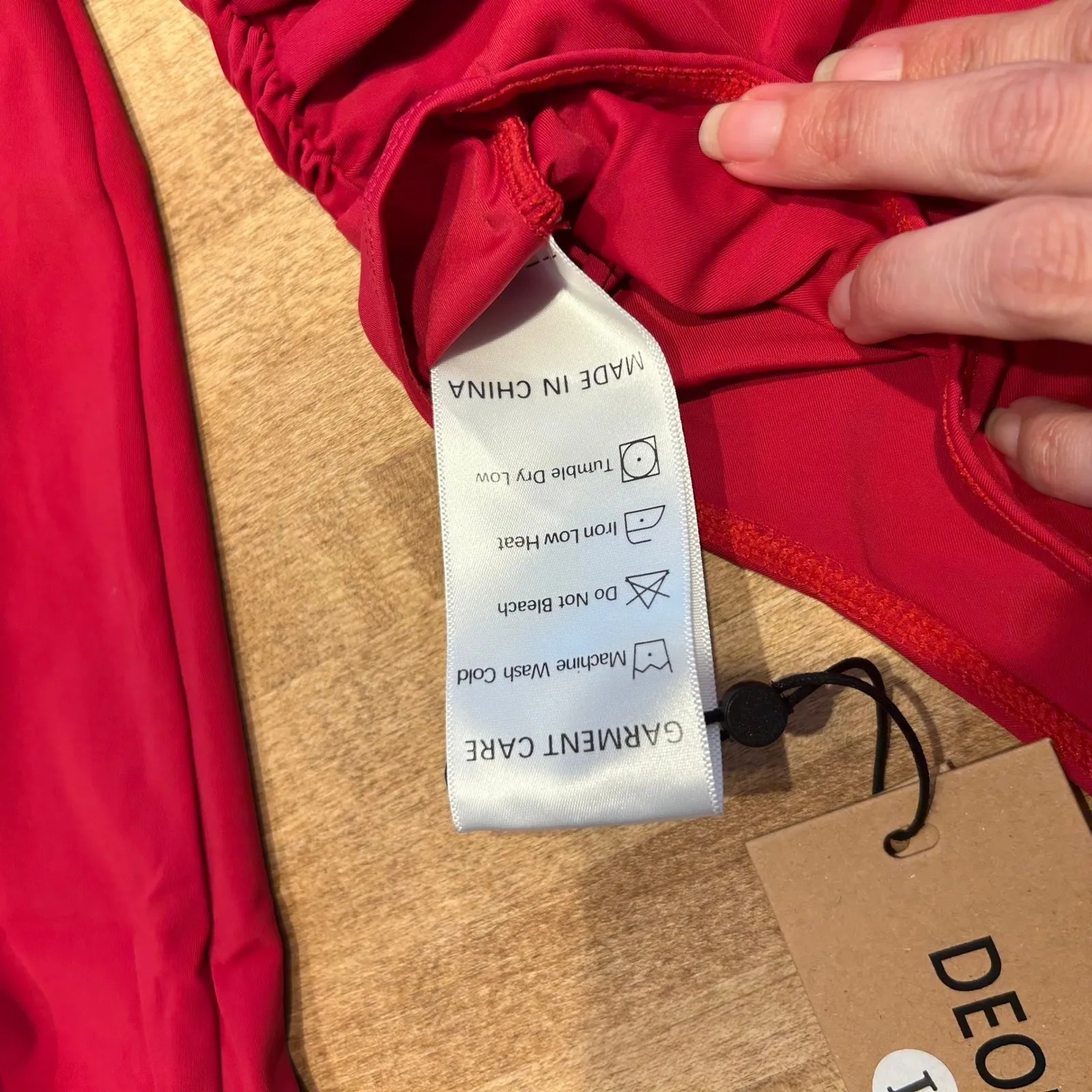 NWT Red Long Sleeve Bodysuit V Neck‎ Ruched Waist Sexy Party Top Medium Size L - Image 4