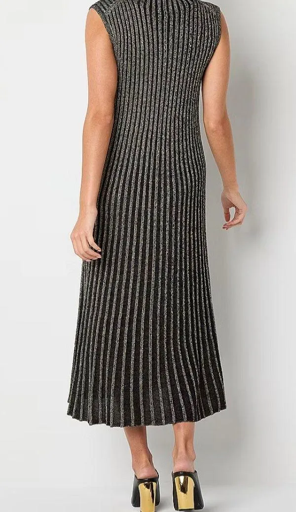 Black/Gold Maxi Dress - Image 2
