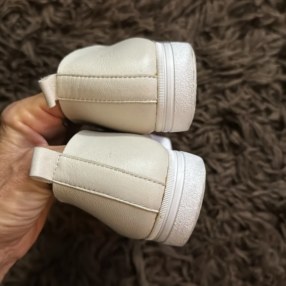 {{all black}} Side Scoop Leather Flats in bone white from Anthropologie - Image 3