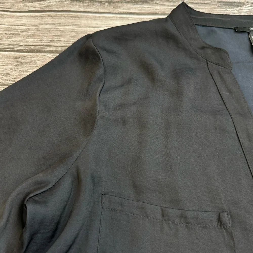 Forever 21 Women's Flowy Satiny Button Up Button Down Blouse L LG Large Black - Image 7