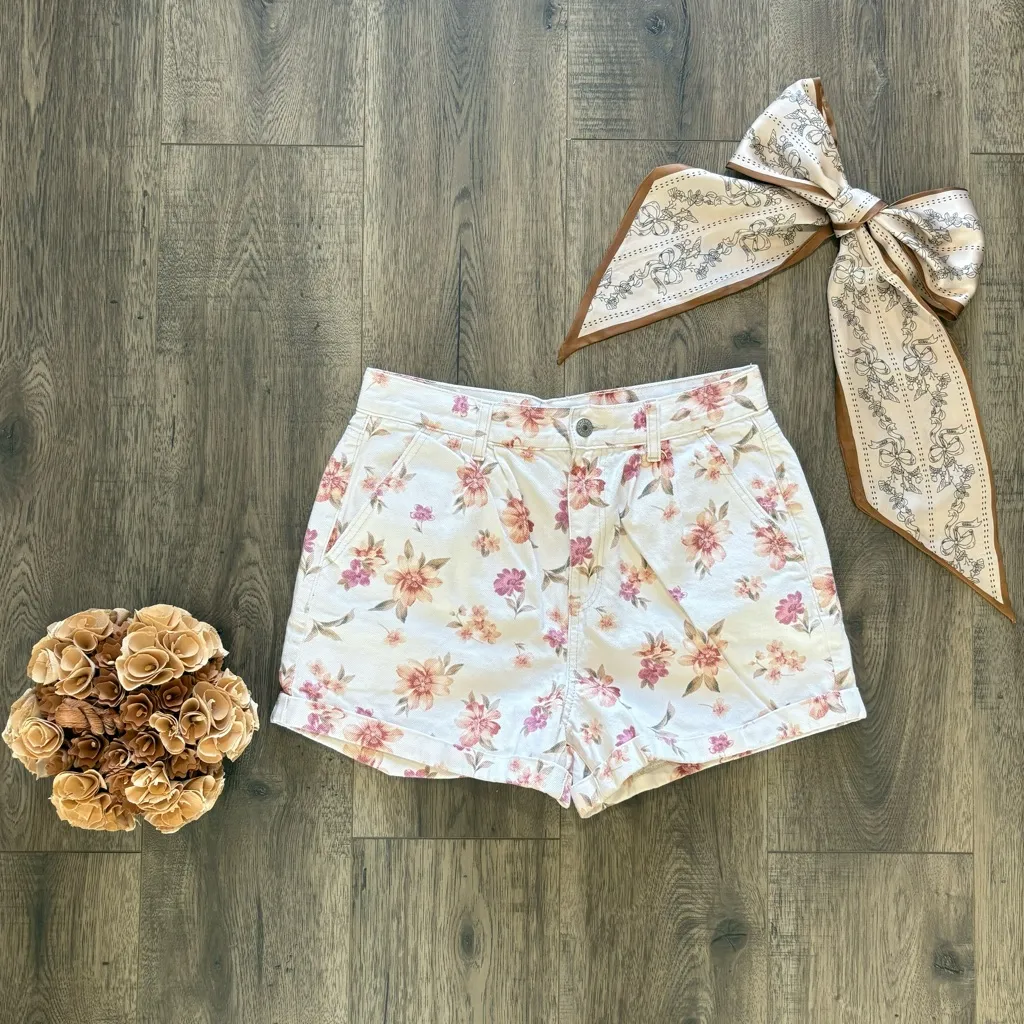 American Eagle Shorts Bundle High Rise/Midi Light Dark Floral Blue Jean EUC Sz 6 - Image 11