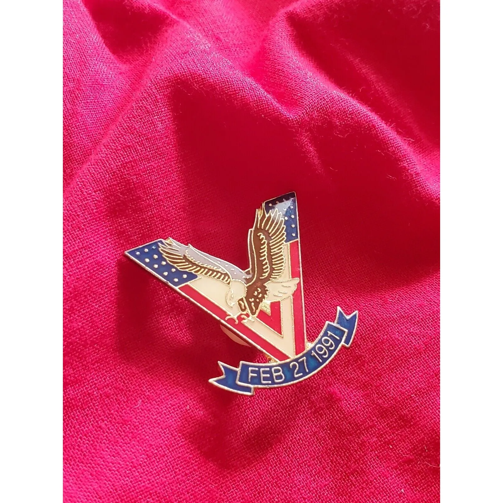 Desert Storm Pin Veteran Vet Victory Eagle Lapel Badge Feb 27 1991 Vintage Stars - Image 2