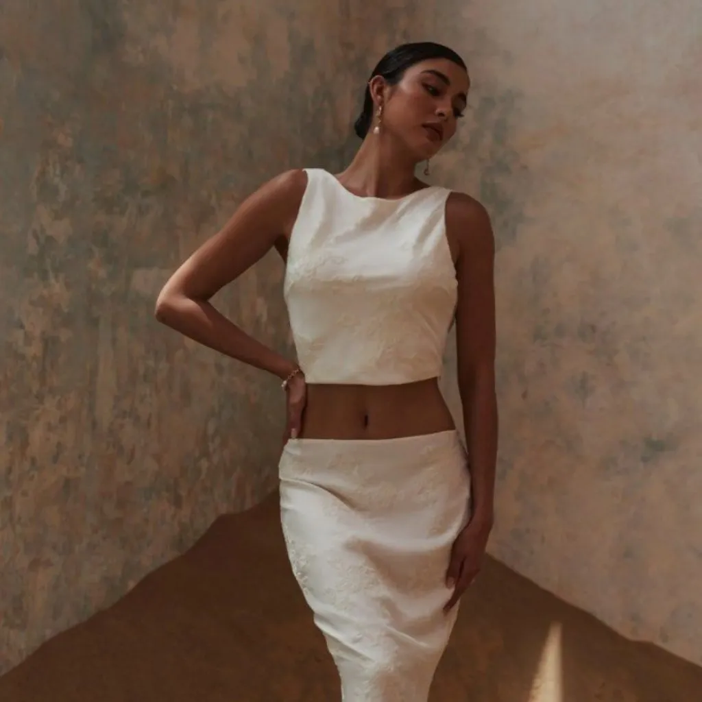 Meshki  White Mona Burnout Velvet Cowl Back Top M NWT - Image 3