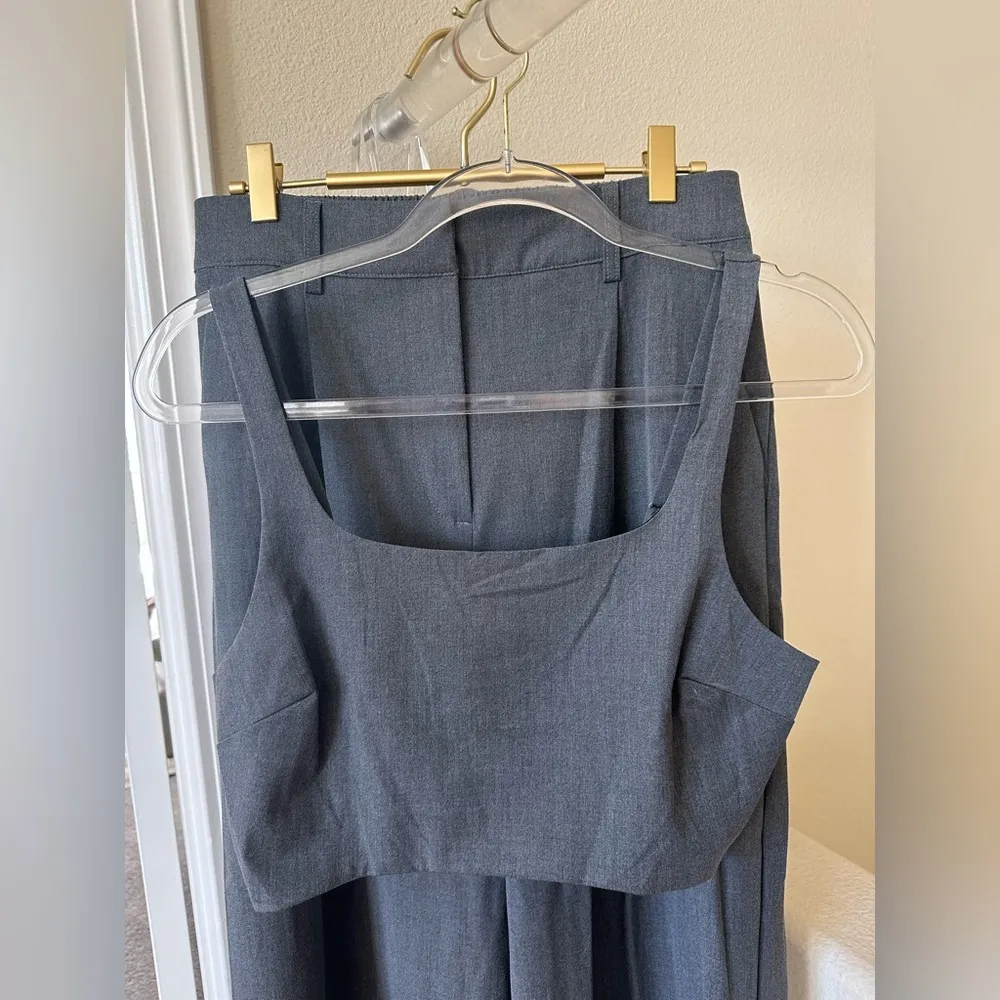 NWT House of Harlow 1960 2 Piece outfit Gray Size M - Image 2