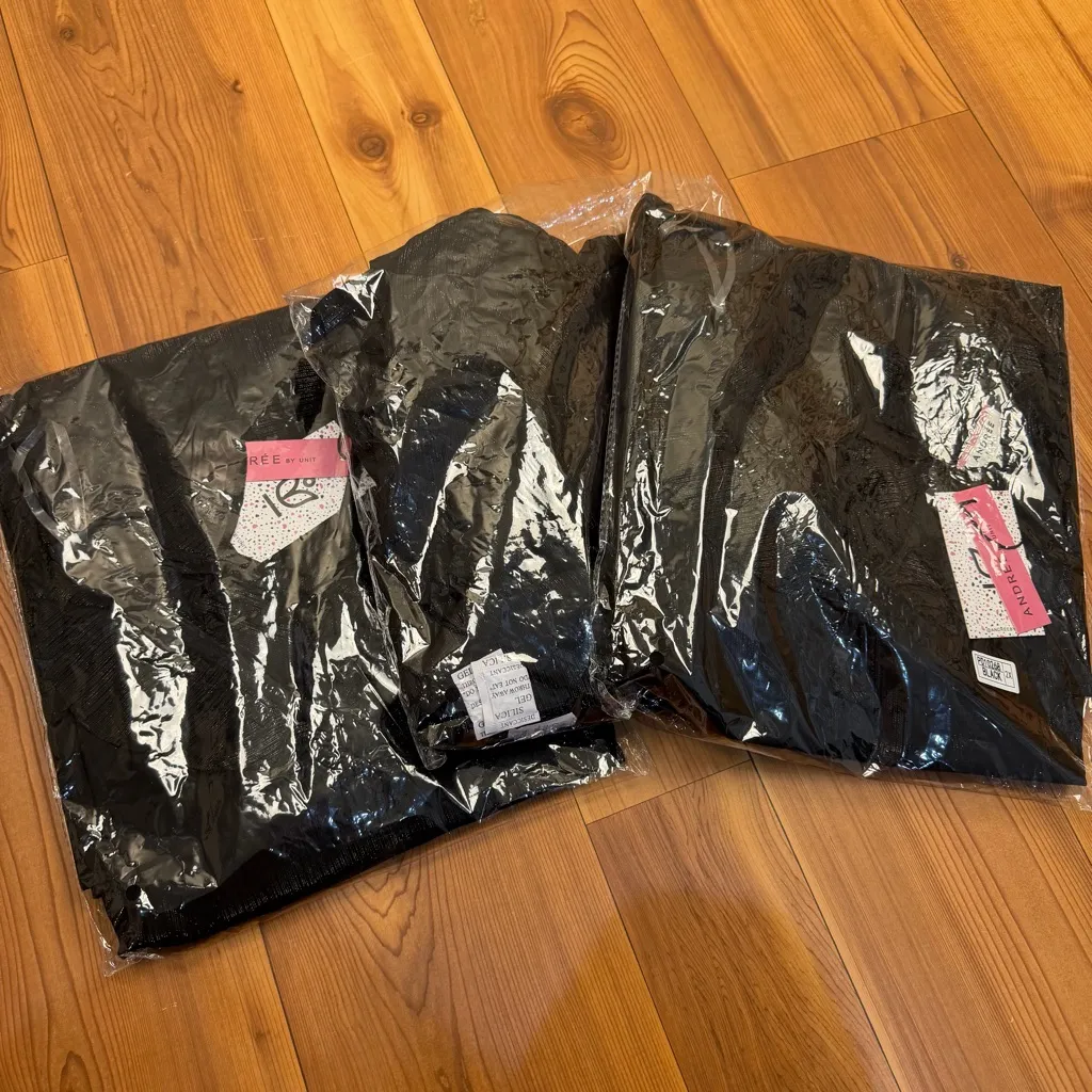 Andree By Unit V-Neck Ruffle Shimmer Iridescent Black Party Mini Dress 2X New - Image 8