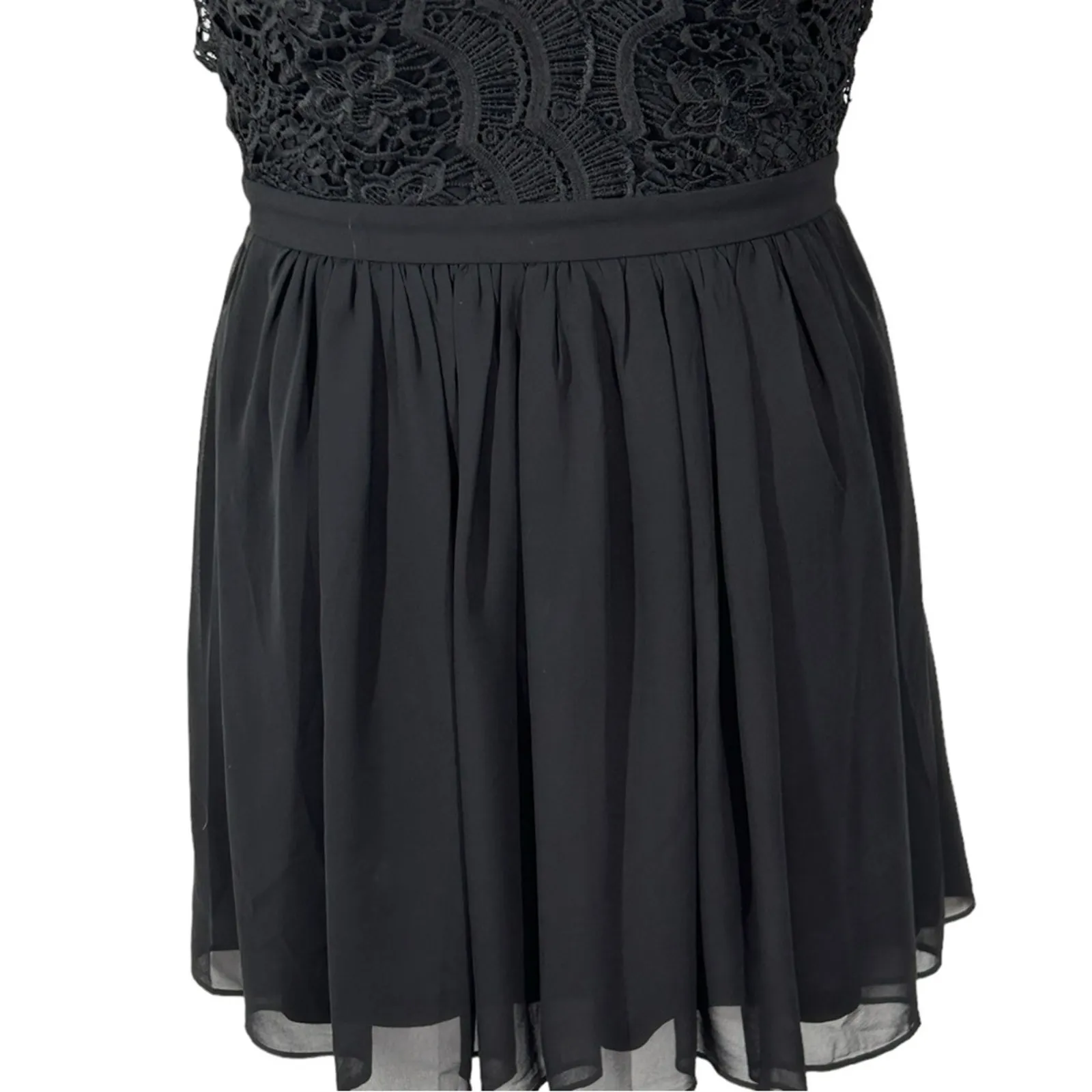 Lulu’s Angel in Disguise Black Lace Mini Skater Dress Size Small - Image 9