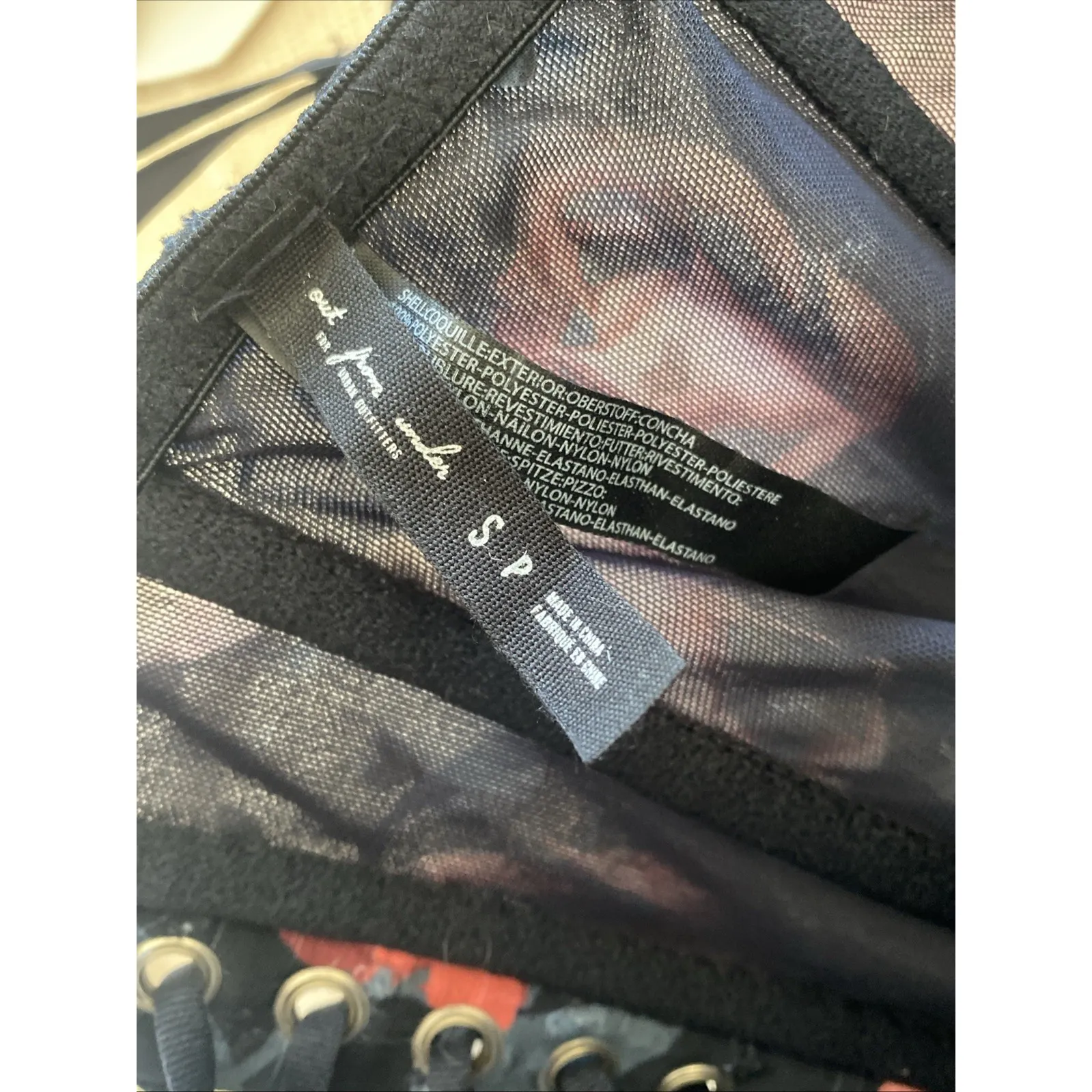 Out From Under Floral Corset Urban Outfitters Womens Small Dark Floral Romantic - Image 7