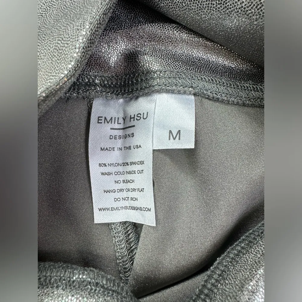 Emily hsu designs silver metallic leggings dude medium - Image 4