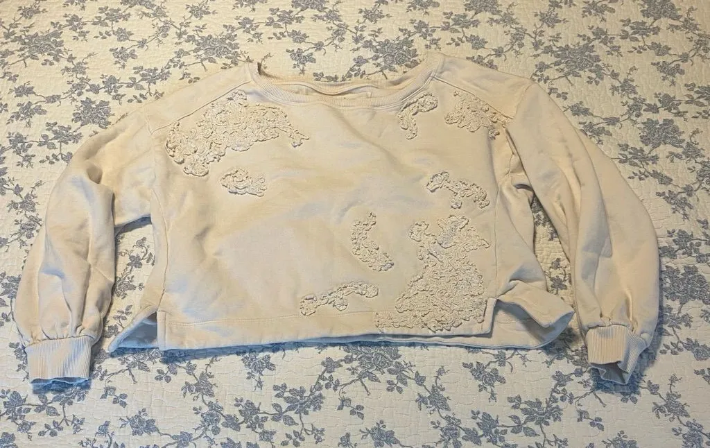 By Anthropologie Crochet Appliqué Pullover Cropped Ivory Sweatshirt Size Small - Image 1