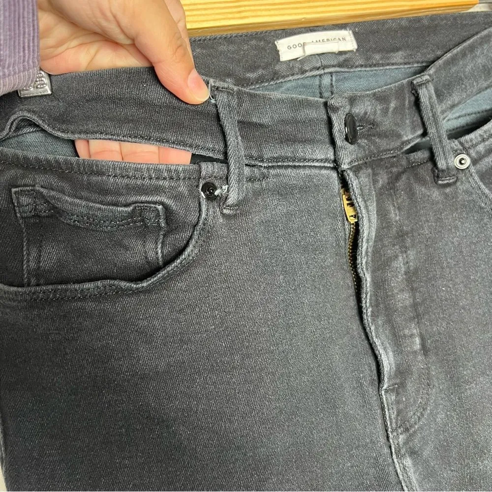 Good American Good Waist Slit Jeans GLSW419T Black210 Size 6 / 28 - Image 4