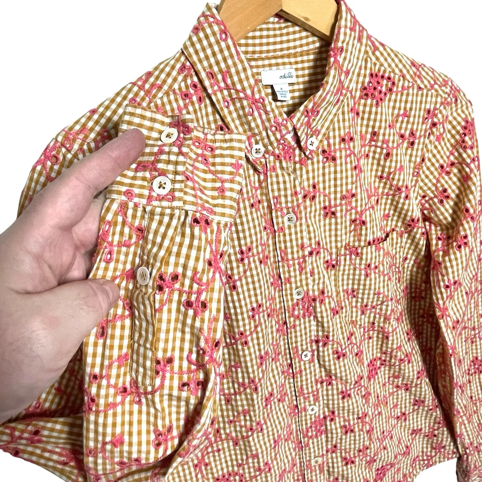 ANTHROPOLOGIE ODILLE Women’s Gingham and Pink Embroidered Blouse - Image 2