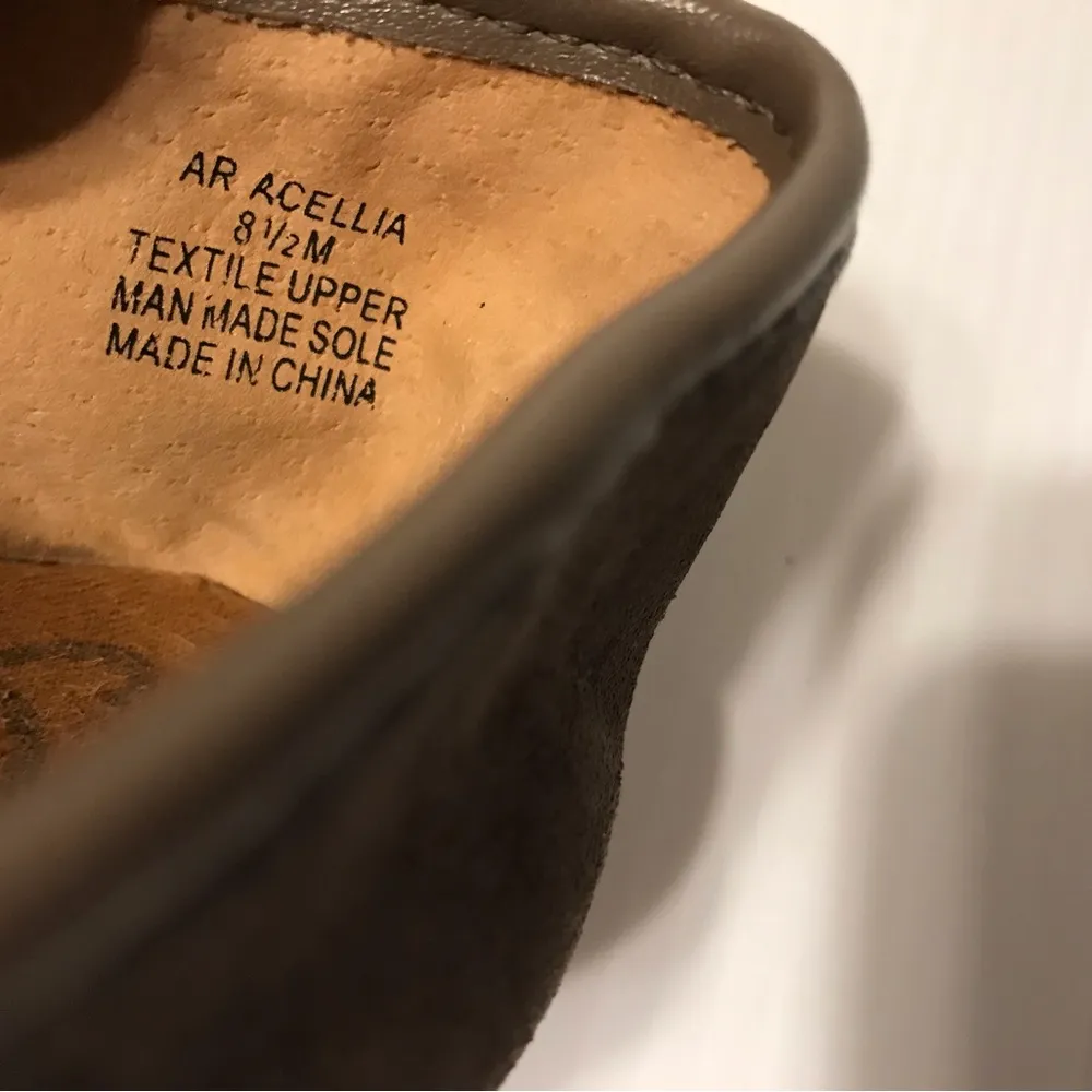 American Rag Cie faux suede round toe flats shoes size 8 1/2 M - Image 9