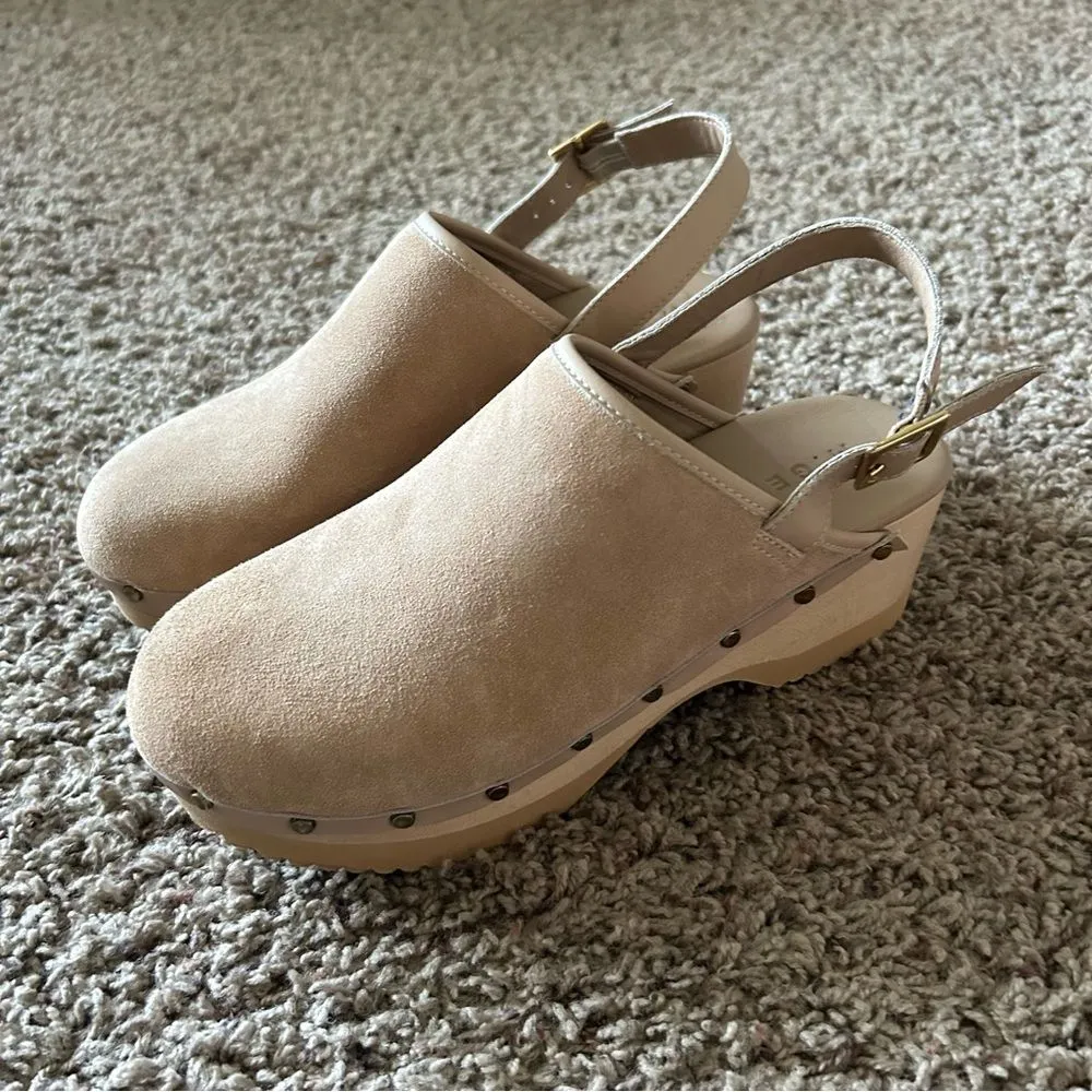 M. Gemi The Greta Backstrap Clogs in Biscuit Beige Size 39 8.5 - Image 2