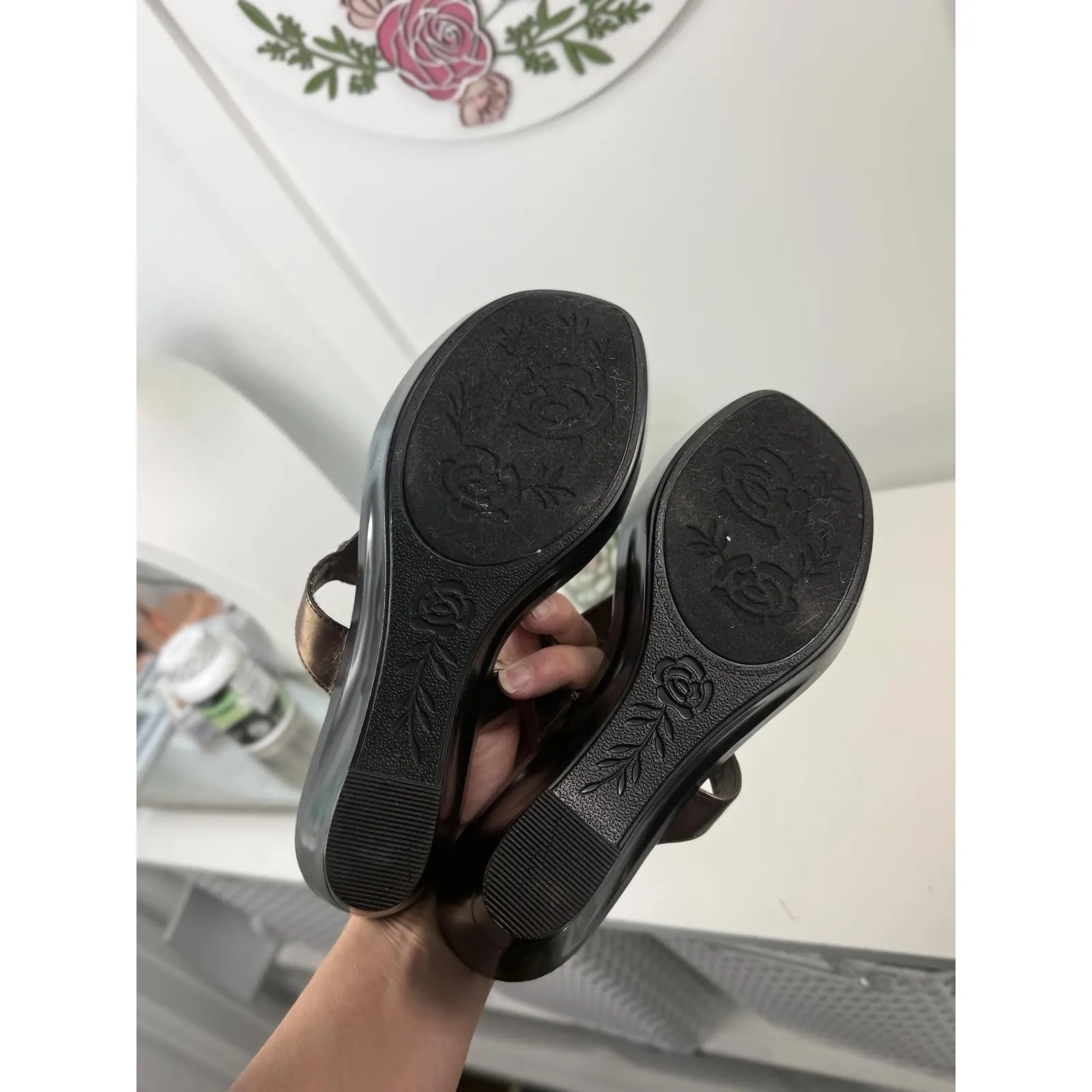 Beautiful Womens Shoes Size 8 Brown - Image 5