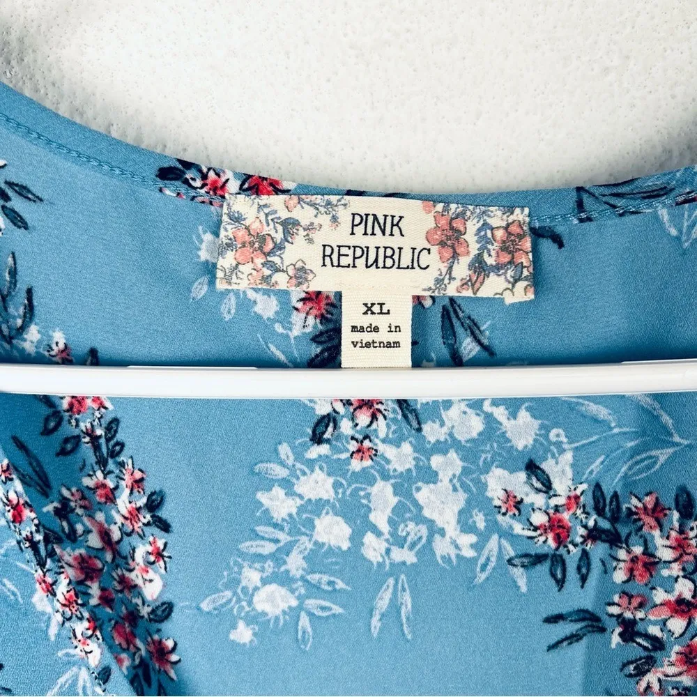 Floral‎ Cold Shoulder Top V-Neck Blouse Blue Red White Print Casual NWT - Image 7