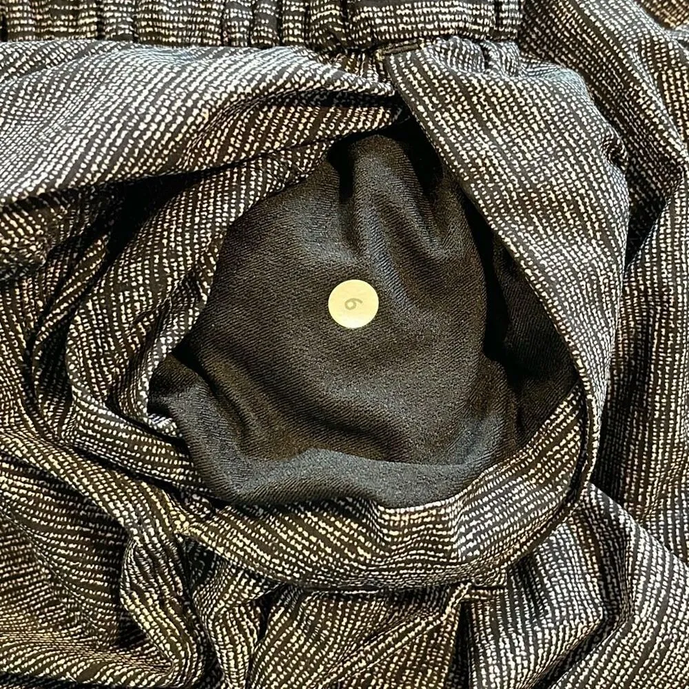 Lululemon Rollin' With My Omies Pant Joggers Burlap Texture Black Dune/Black Siz - Image 9