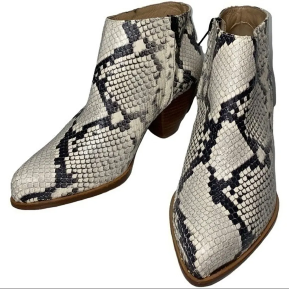 Alberto Zago Women’s Size 36.5 6 Black White Python Snakeskin Ankle Boots - Image 2
