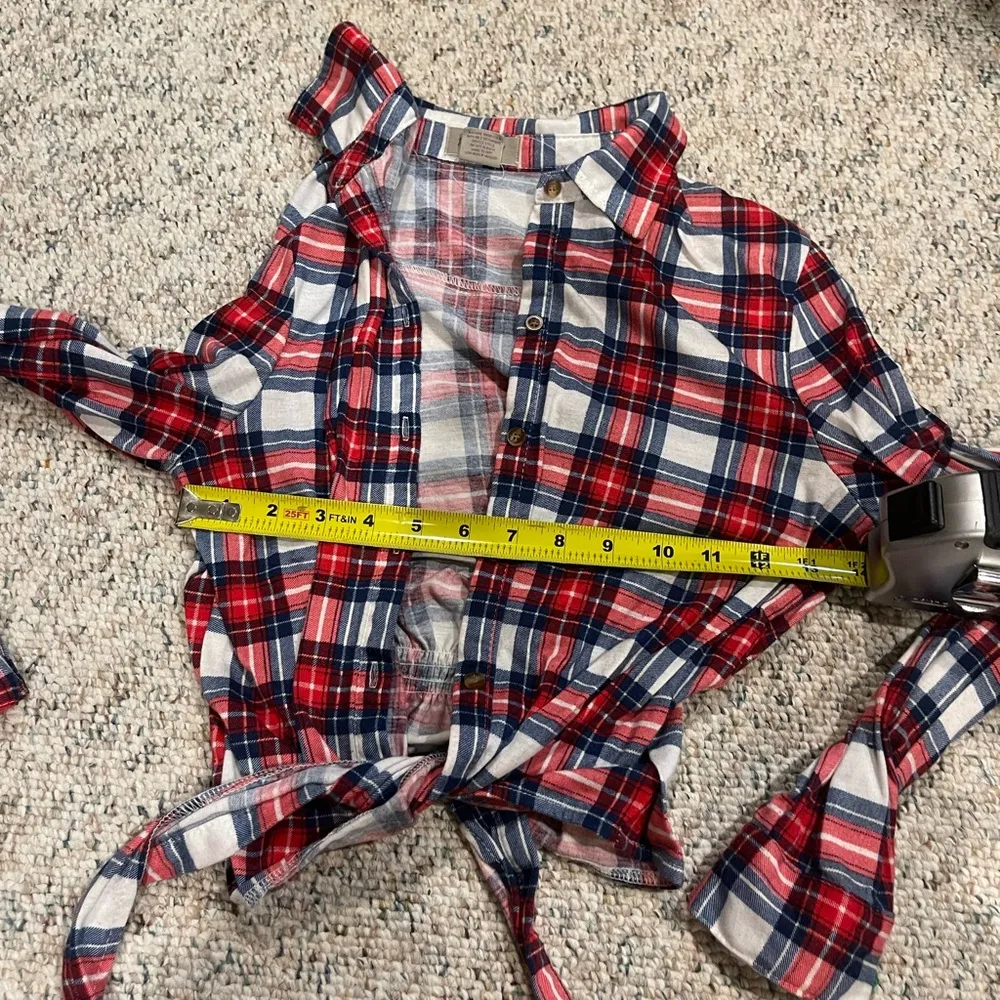 Passport red, white, blue plaid tied button down long sleeve cropped shirt M - Image 10