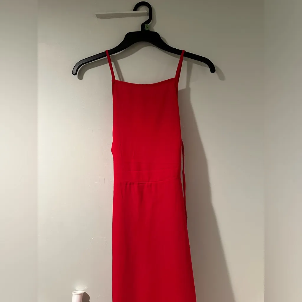PrettyLittleThing red strappy back chiffon maxi dress size 4 NWT - Image 5