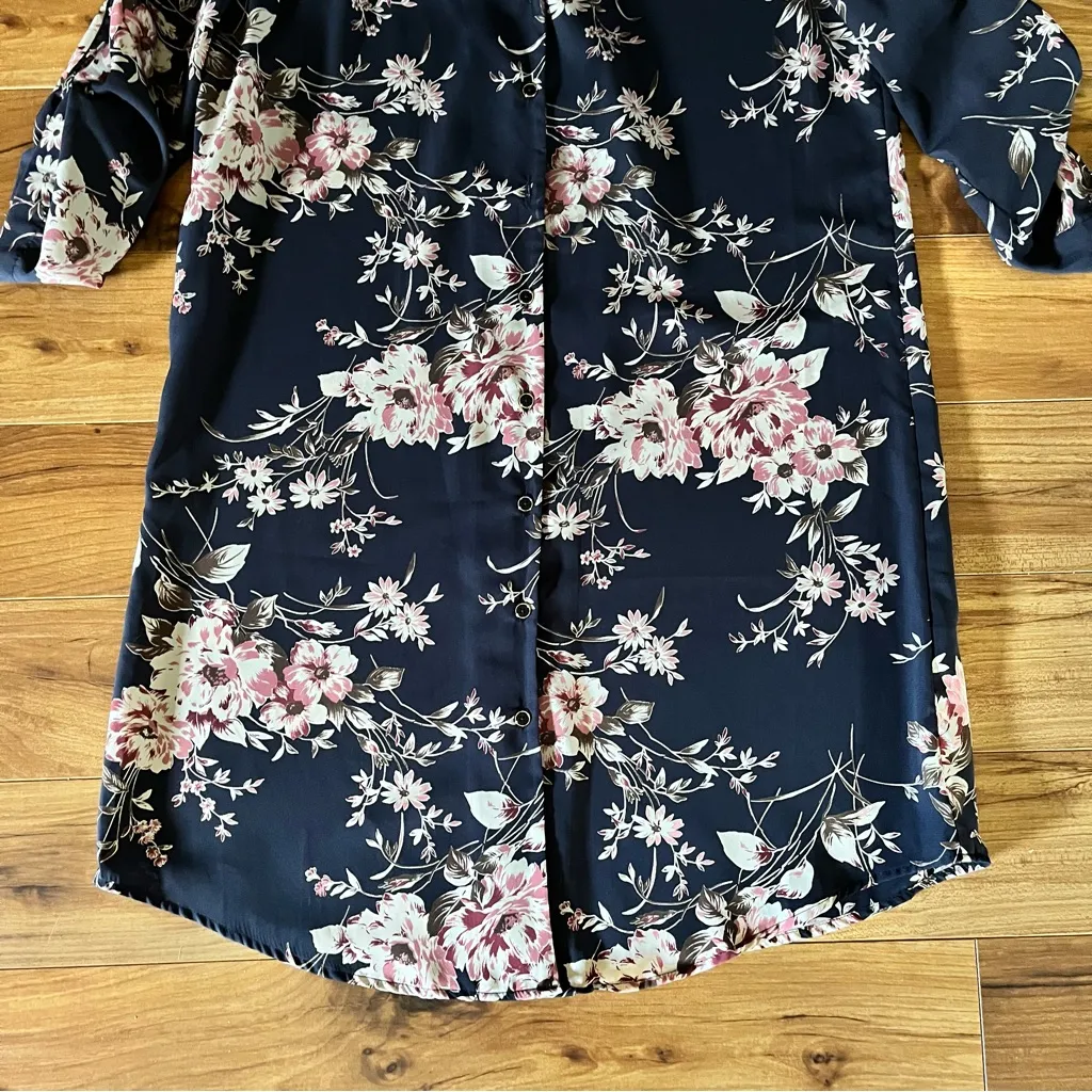 41 Hawthorn Christen Dark Floral Shirt Dress Medium Black - Image 9