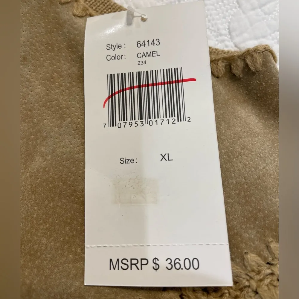 Designers Studio Originals Women’s Tan Suede Leather Cable Knit Vest Size XL. - Image 6