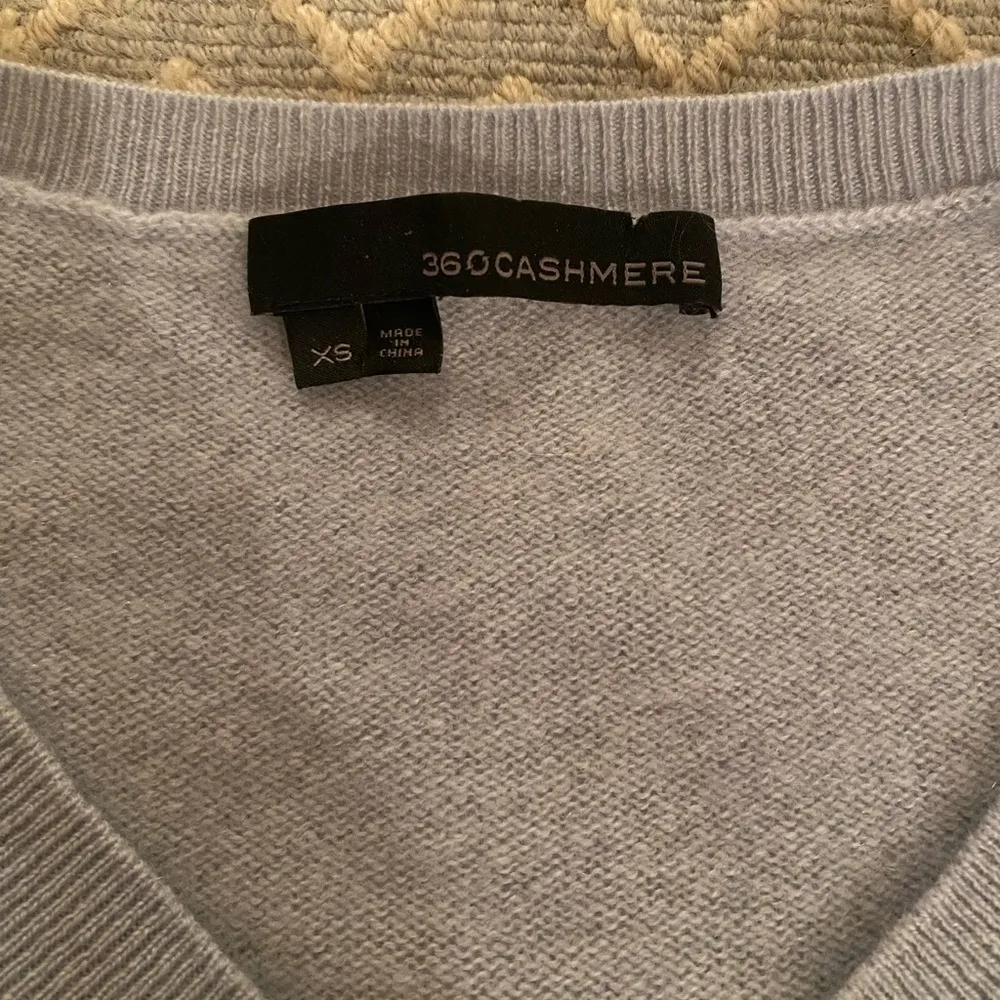 360 Cashmere Blue XS Sweater - Image 3