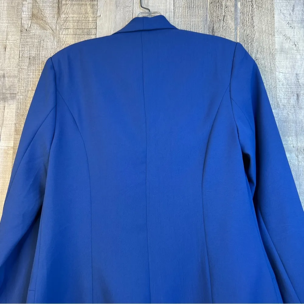 Small Unbranded Blue Lined Jacket with Flap over Pockets & Shoulder Pads… - Image 5
