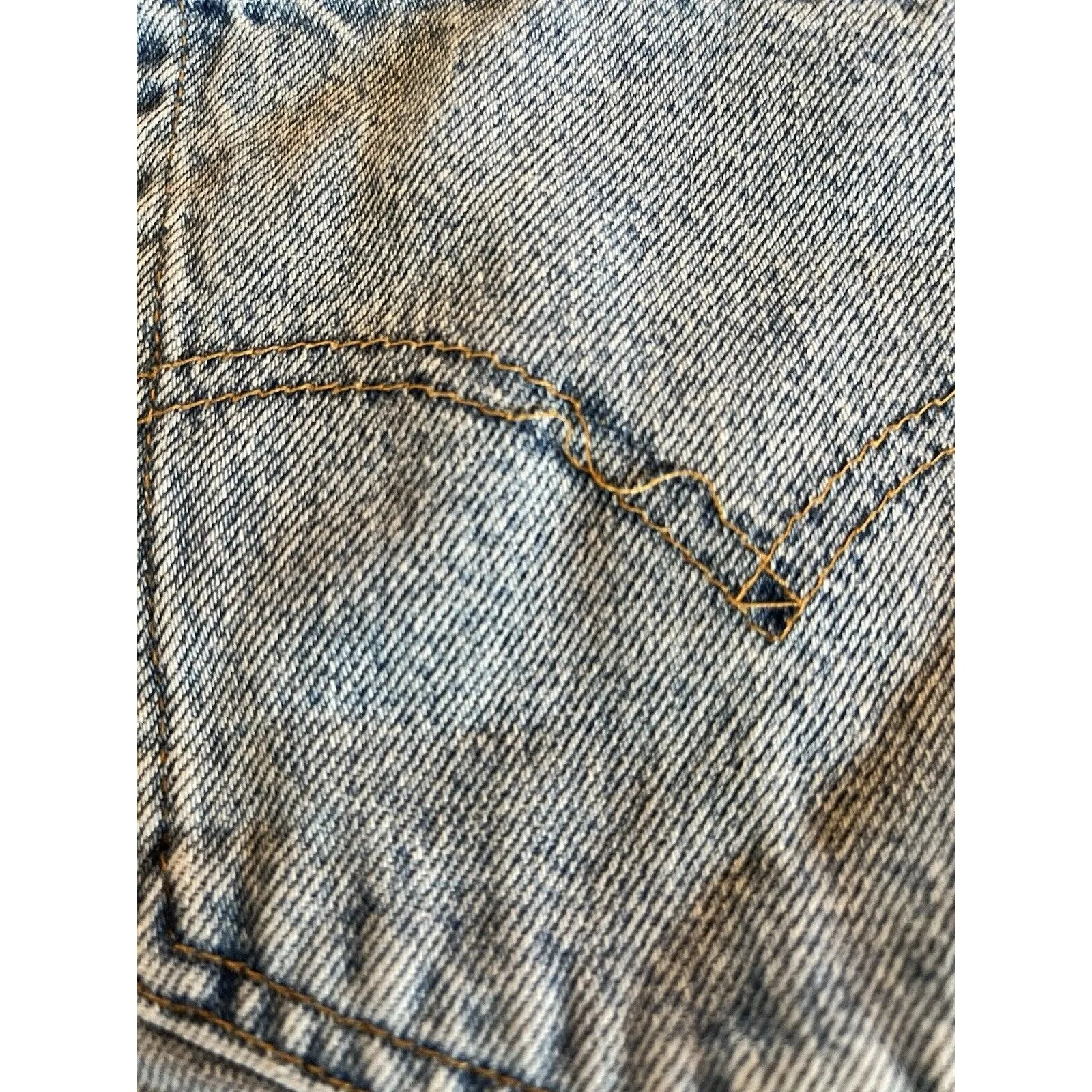 Levi's 560 Cut Off Shorts Size 36 Blue Faded Denim Baggy Y2K 6 Inches Long - Image 8