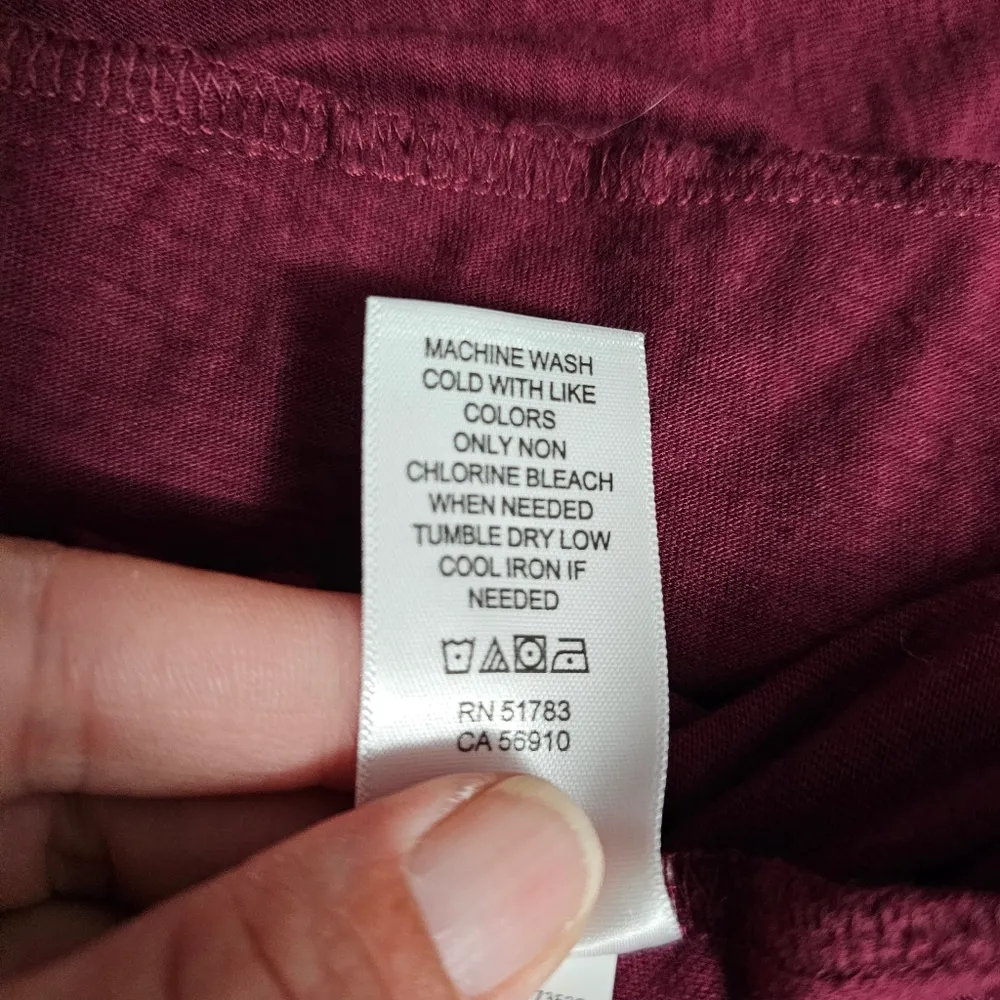 Maurices Burgundy 24/7 Solid Knot Back Tee Size Medium - Image 9