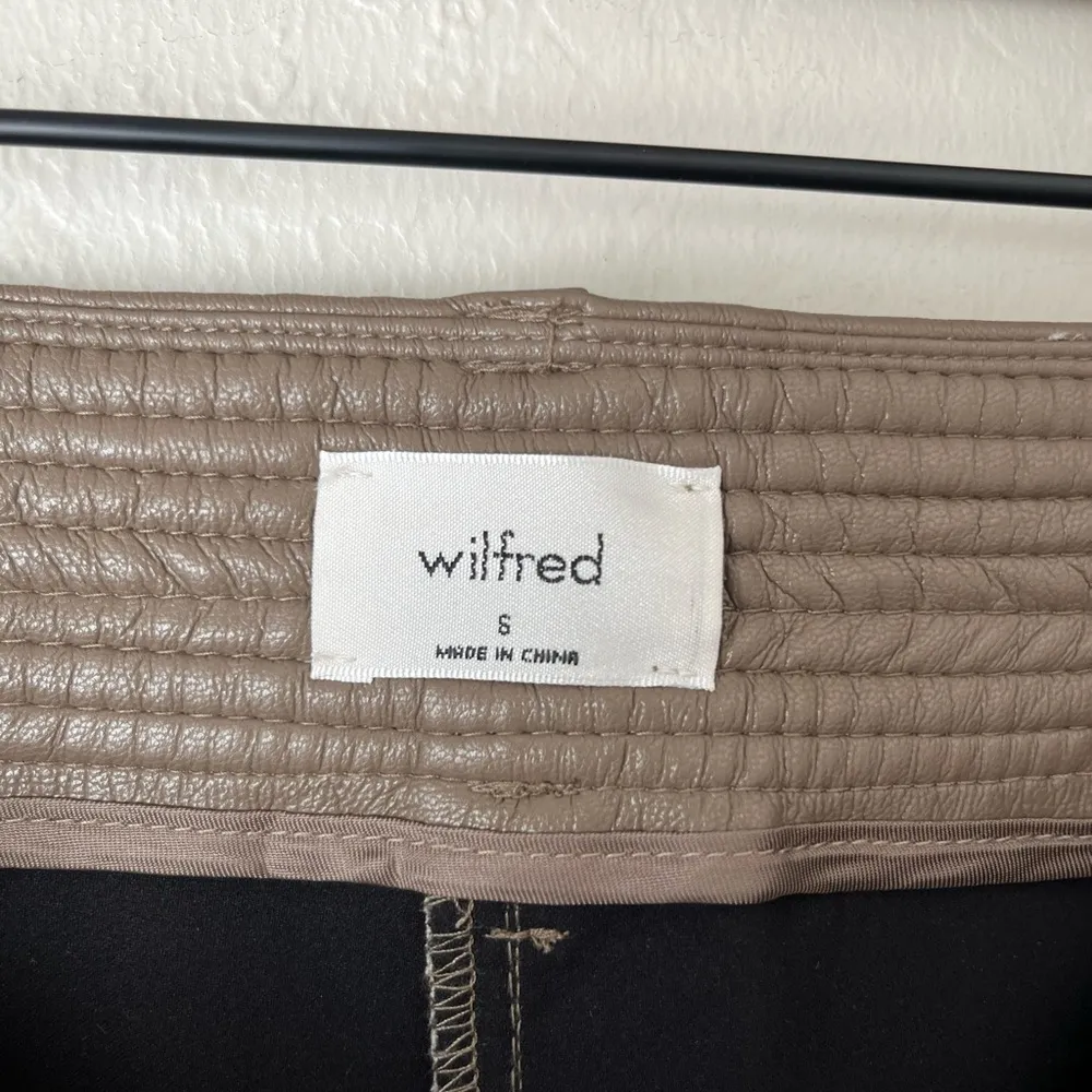 Aritizia Wilfred faux leather high rise pants 6 - Image 10