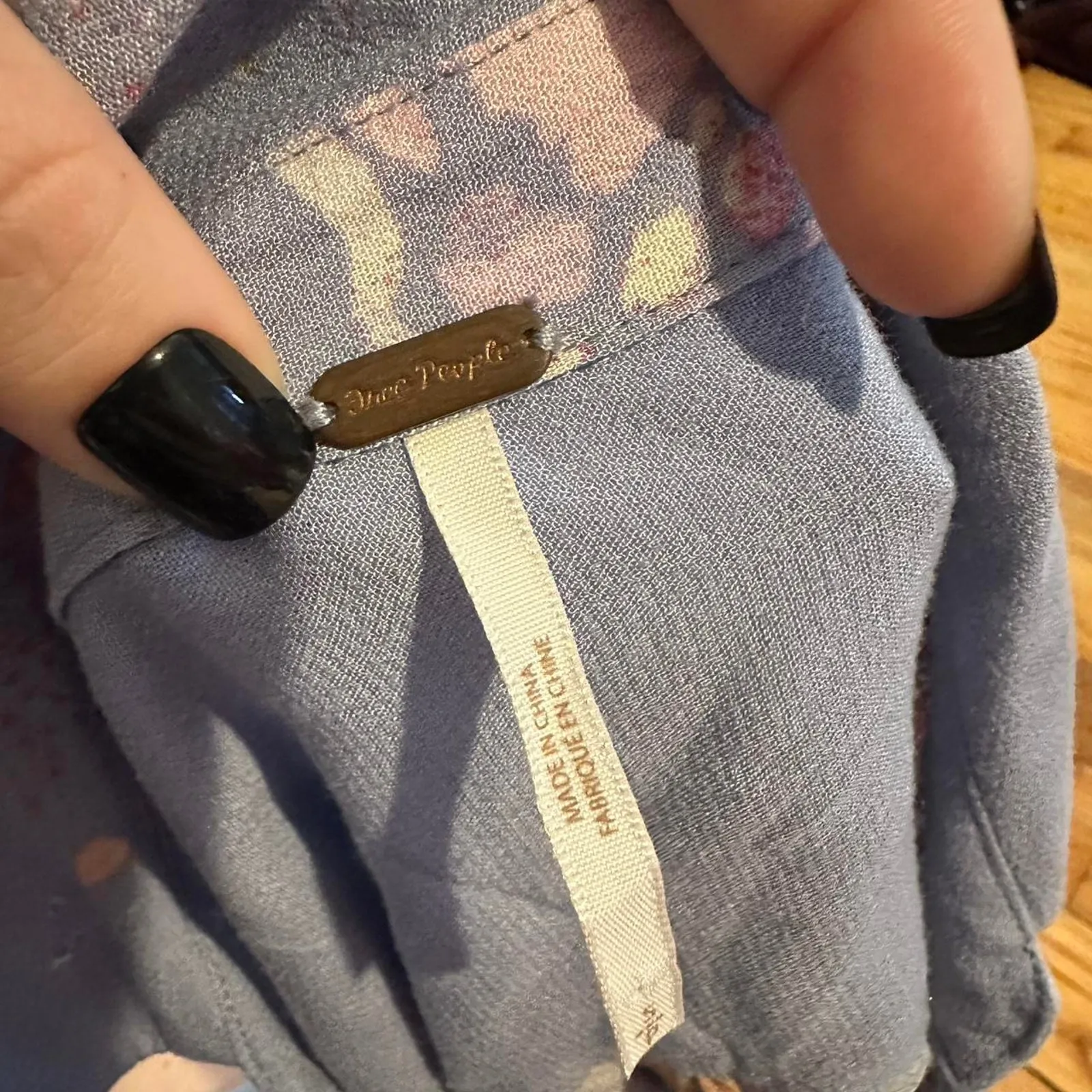 Free people blue chambray field Blouse d - Image 4