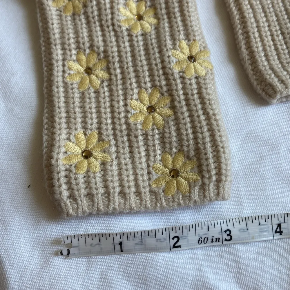 Carolyn Rowan Fingerless Gloves Italian Merino Wool Swarovski Flower Appliqués Yellow - Image 8