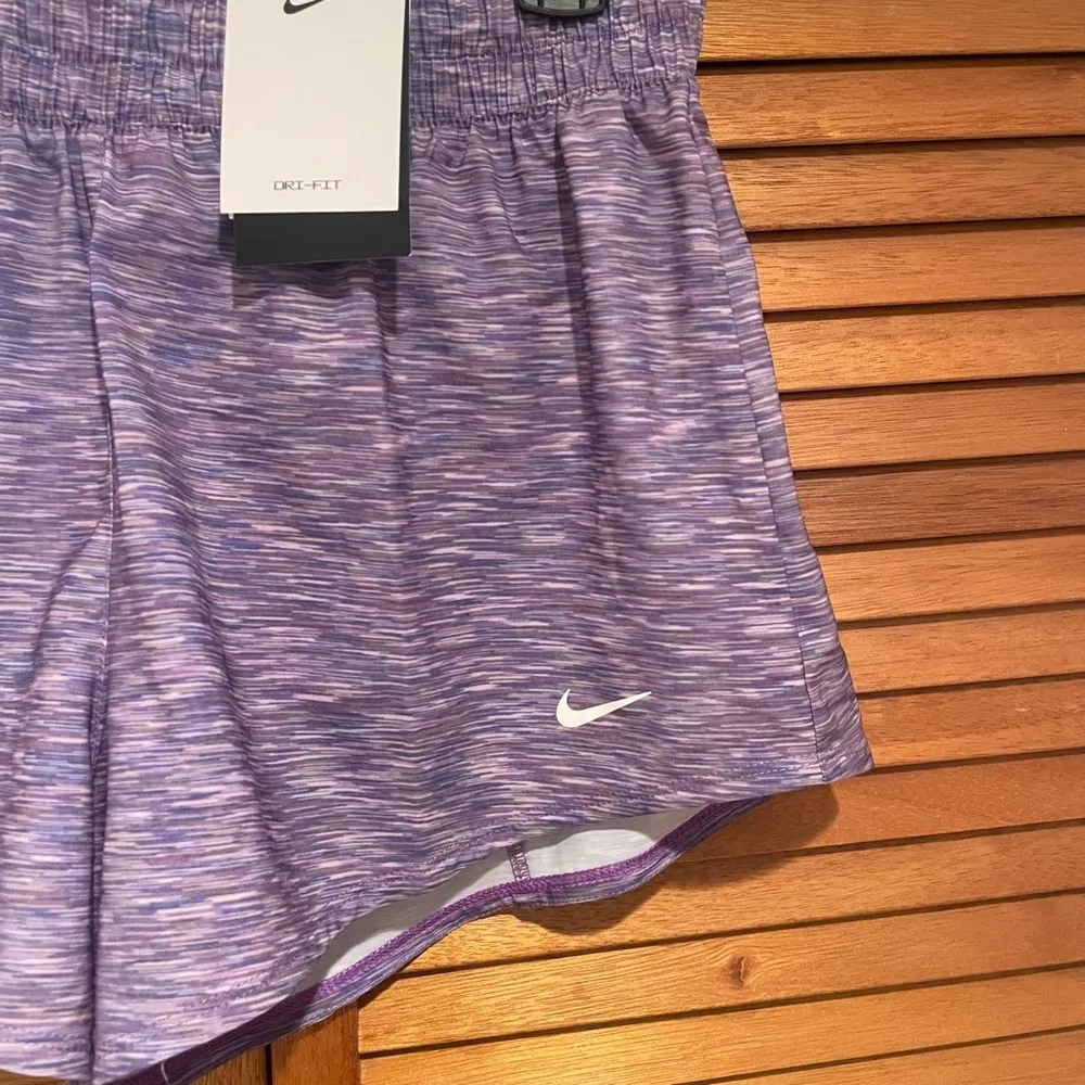 Nike Women’s One Dri-Fit Mid-Rise 3” Brief Lined Purple SpaceDye Shorts Sz M - Image 3