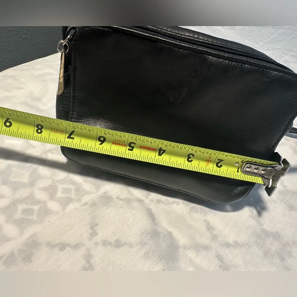 Giani Bernini Black Leather Crossbody Bag - Image 9