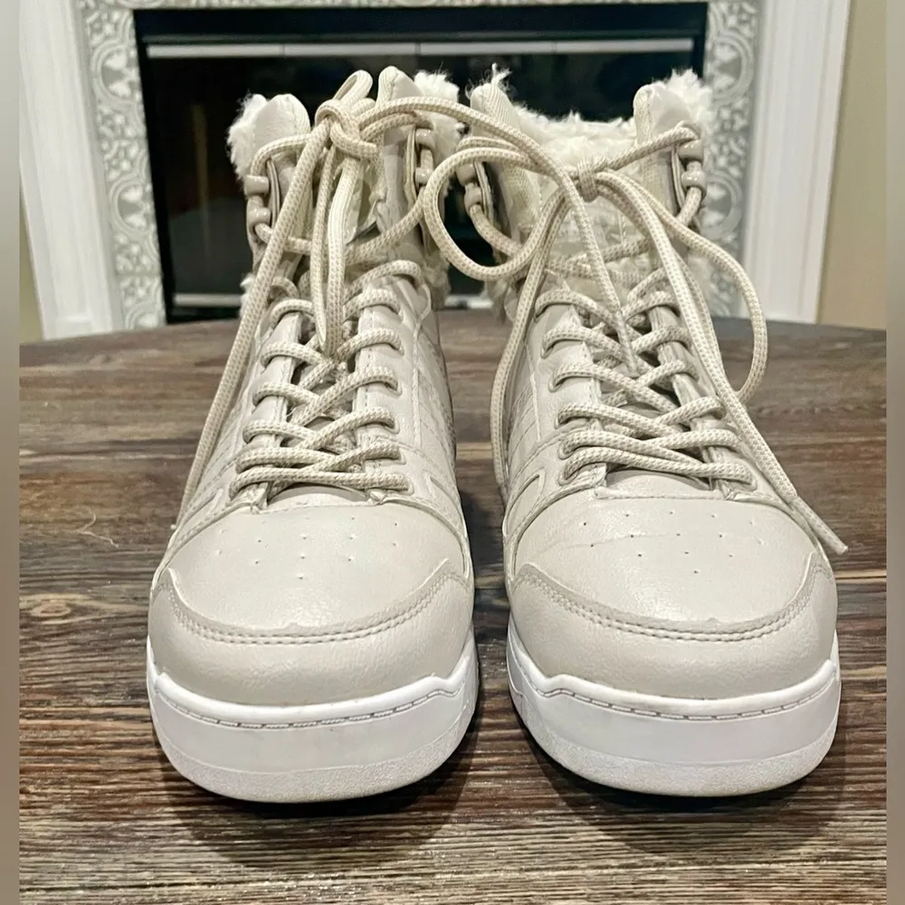 Womens BB Hi Plush Hightop Sneaker Shoe - Sz 10 - Coconut White -… - Image 4