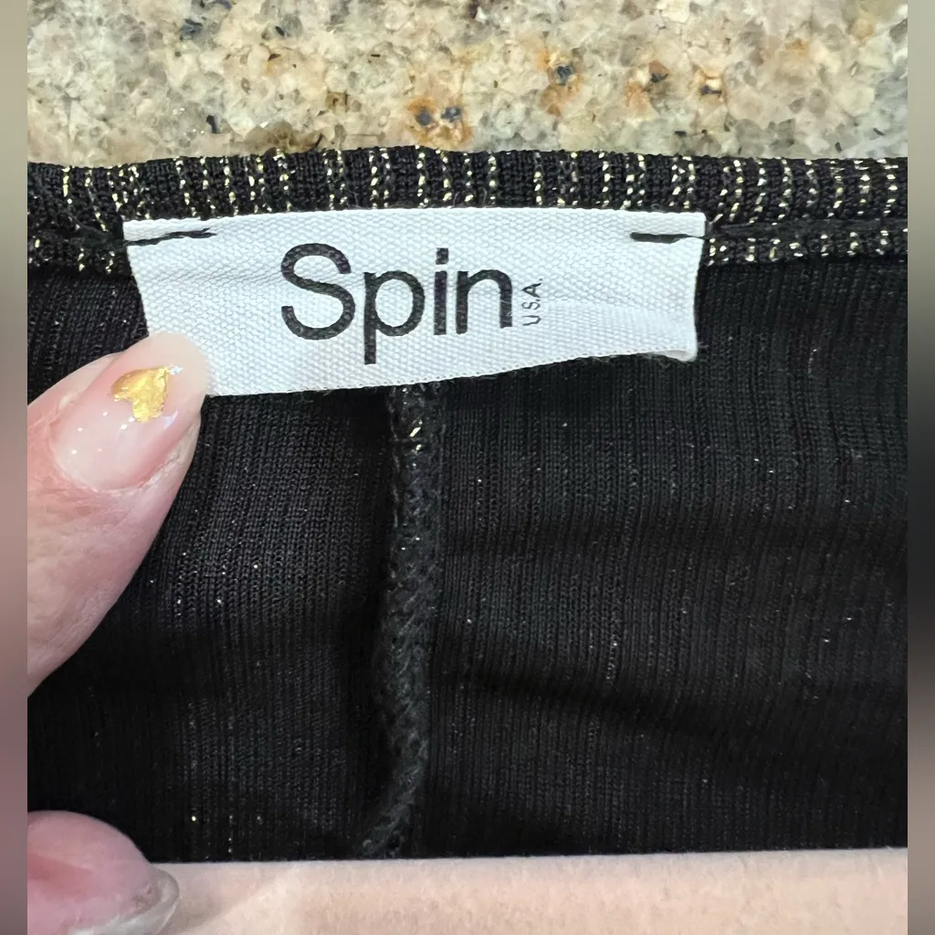 Spin Metallic Balloon Sleeve Top – Black & Gold – Size Large – Worn Once (EUC) - Image 5