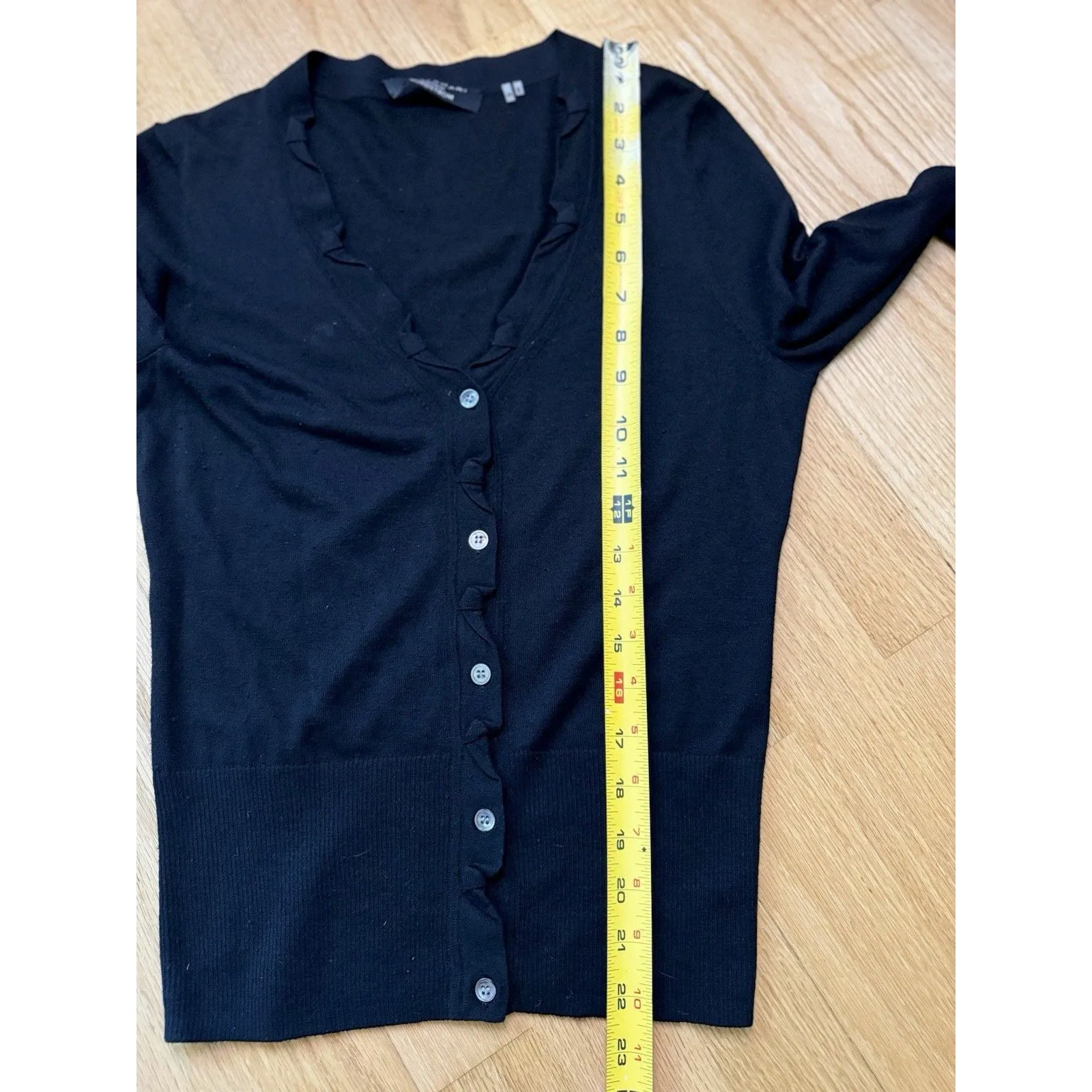 Elie Tahari Women's Silk Cashmere Ruffle Long Sleeve Button Black Cardigan XS - Image 8