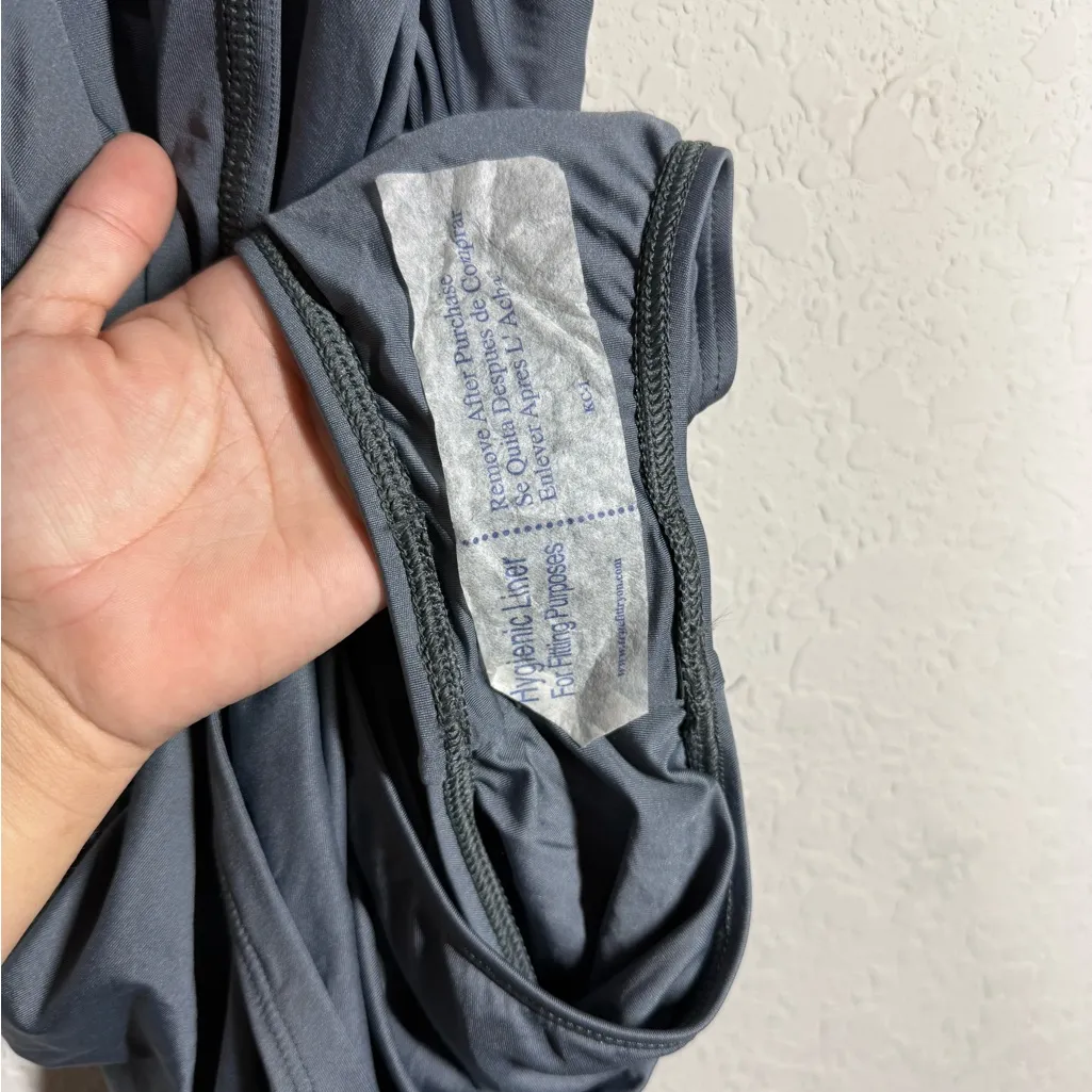 NWOT St. John One Piece Swimsuit Size 8 - Image 8