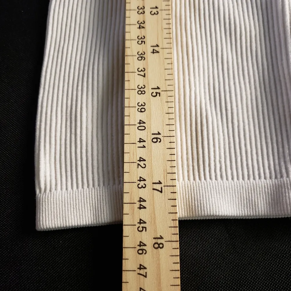 Zara Strappy White‎ Ribbed Cropped Tank Top XS-S - Image 3